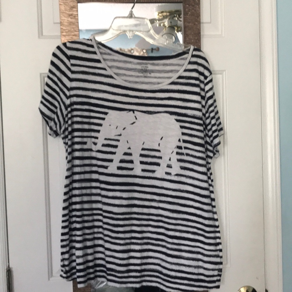 Women’s crown & ivy tee shirts